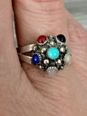 Silver and multi-stone carousel ring, size 6.5